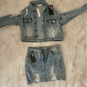 Denim set w/ faux pearls